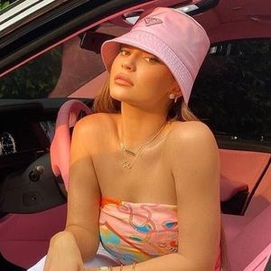 NWT Prada Bucket Hat Pink